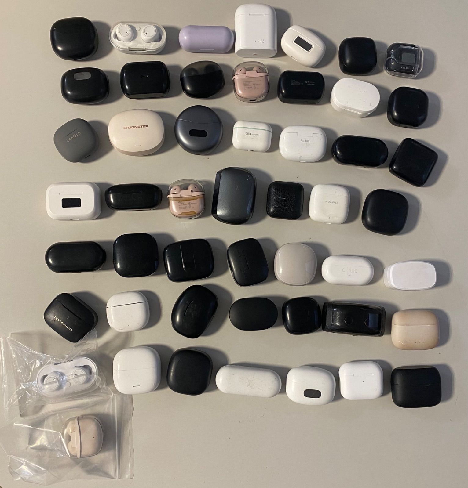 32スカイライン タイプM メーカー不明 社外 FRPボンネット ダクト付