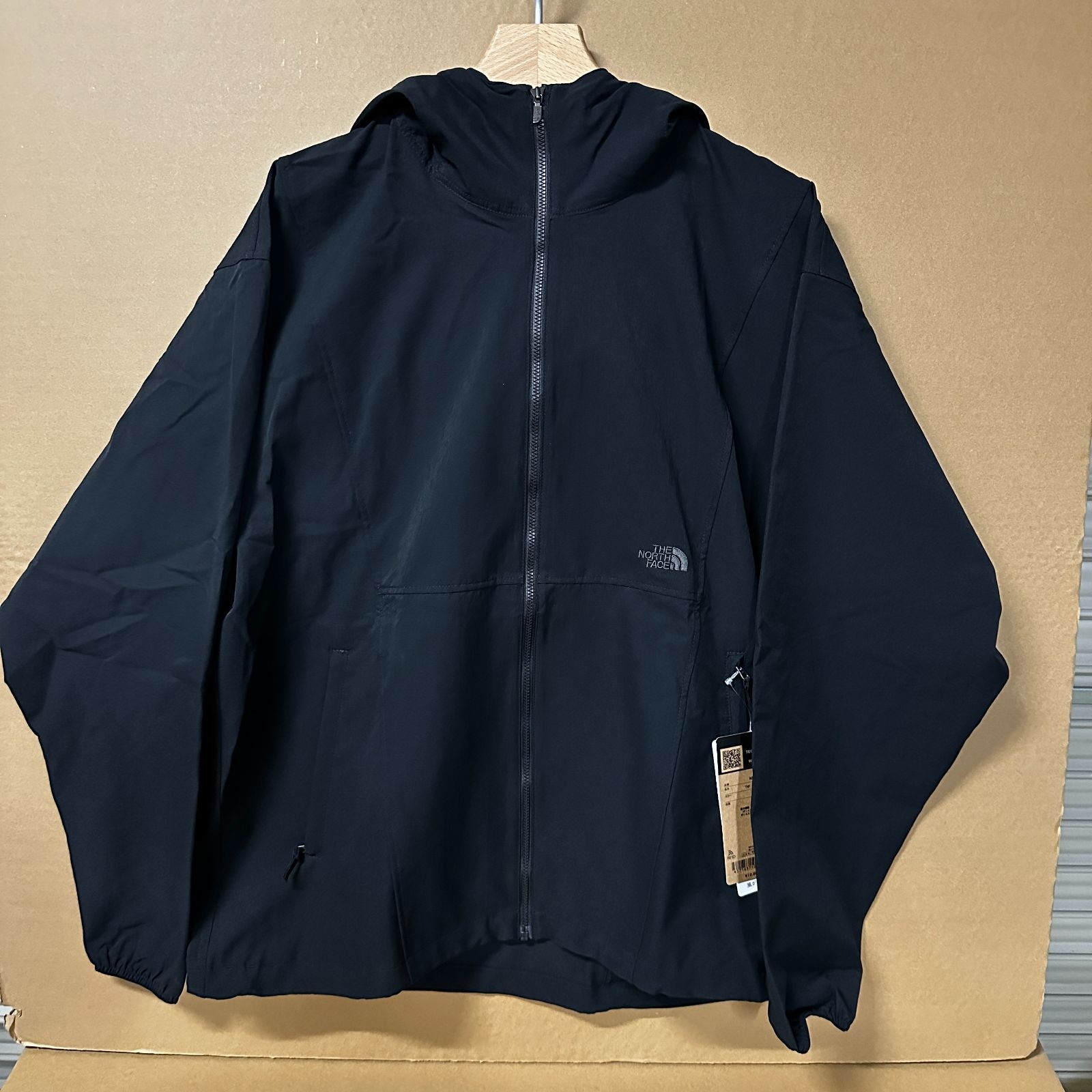 【TNF】NP22532 BE FREE JACKT K ブラック Mサイズ、Lサイズ