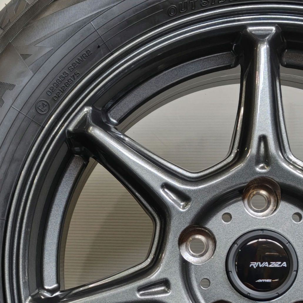 【TOYOTA ノア / ヴォクシー　16インチ　YOKOHAMAスタッドレス!!!】
