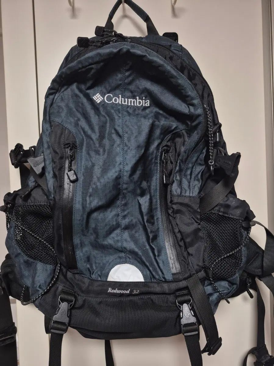 Columbia レッドウッド 登山リュック 32L 出品
