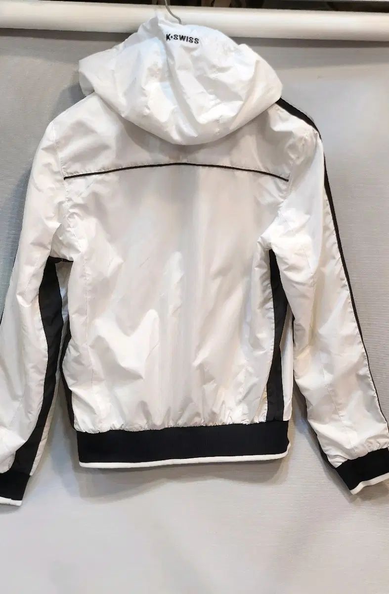 K-SWISS 90サイズ 白