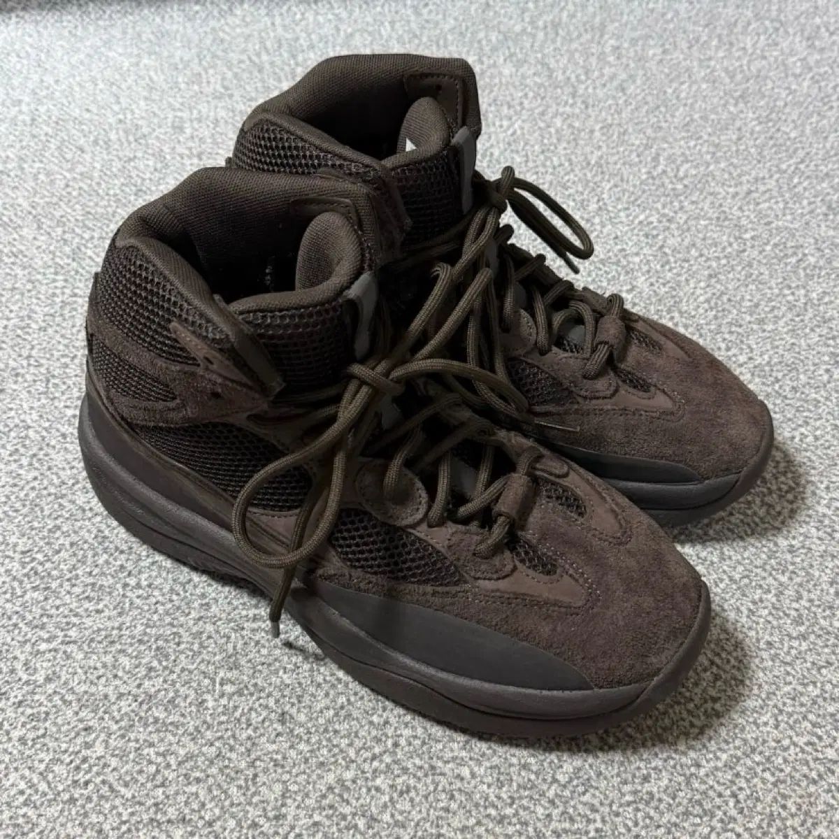 35万円 adidas イージー デザート ブーツ 275 24,381円