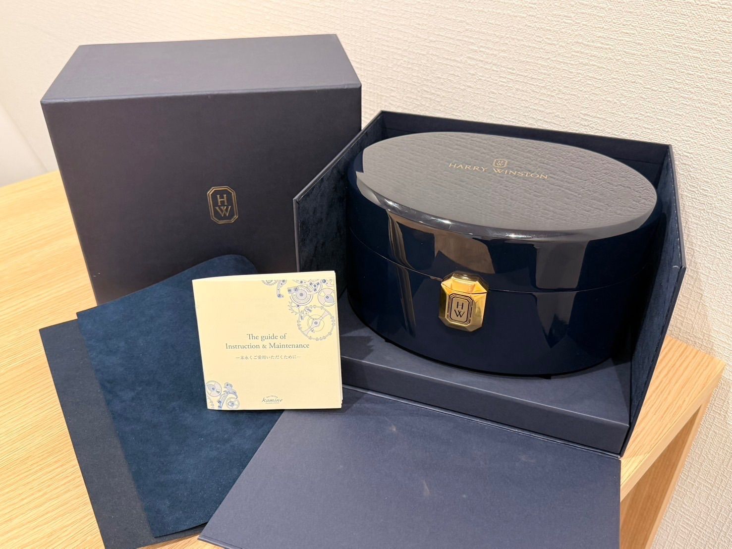 【HARRY WINSTON】ハリーウィンストン　腕時計ケース　空箱