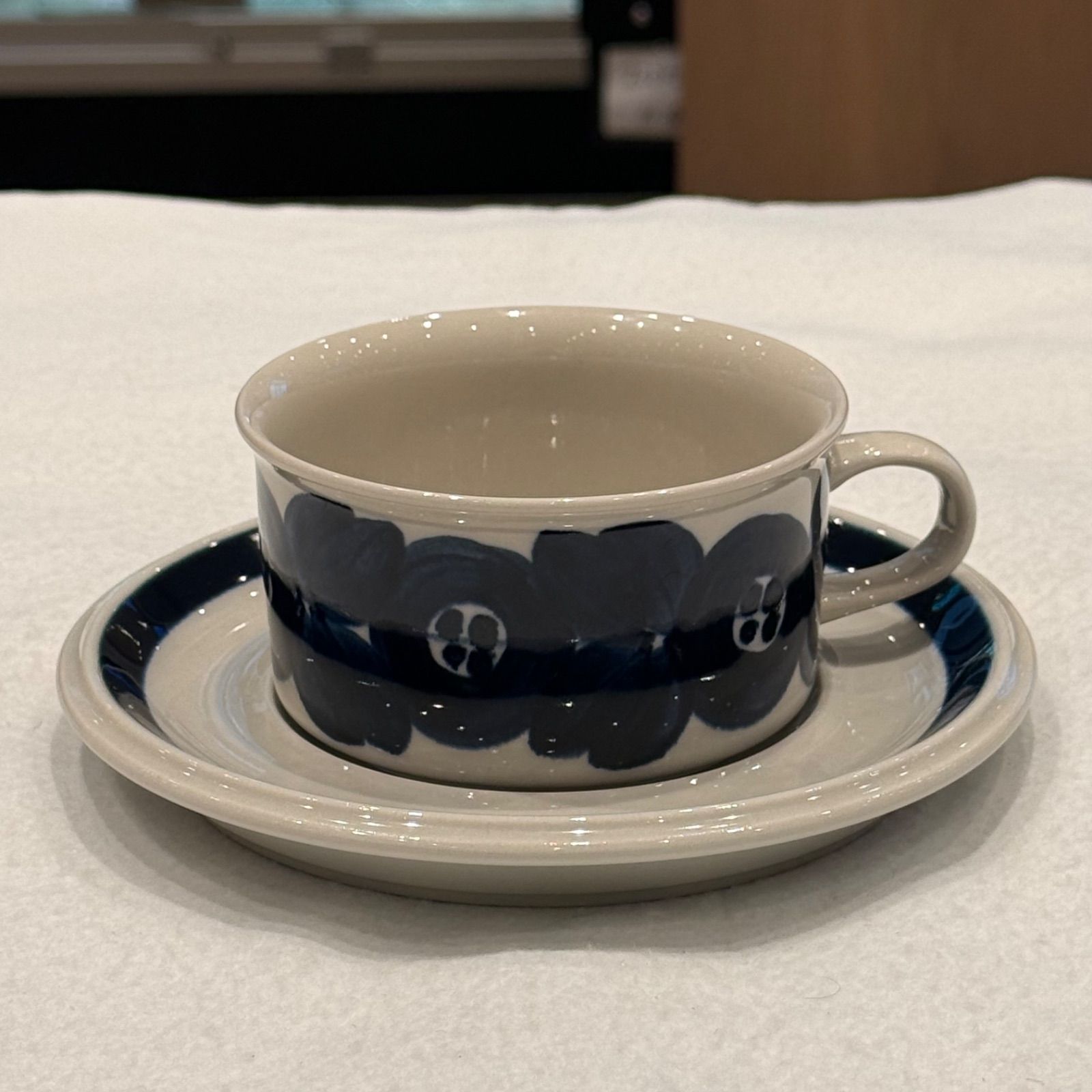 北欧食器　アラビア　アネモネ　カップ＆ソーサー　新ゆ8-0903 6,570円