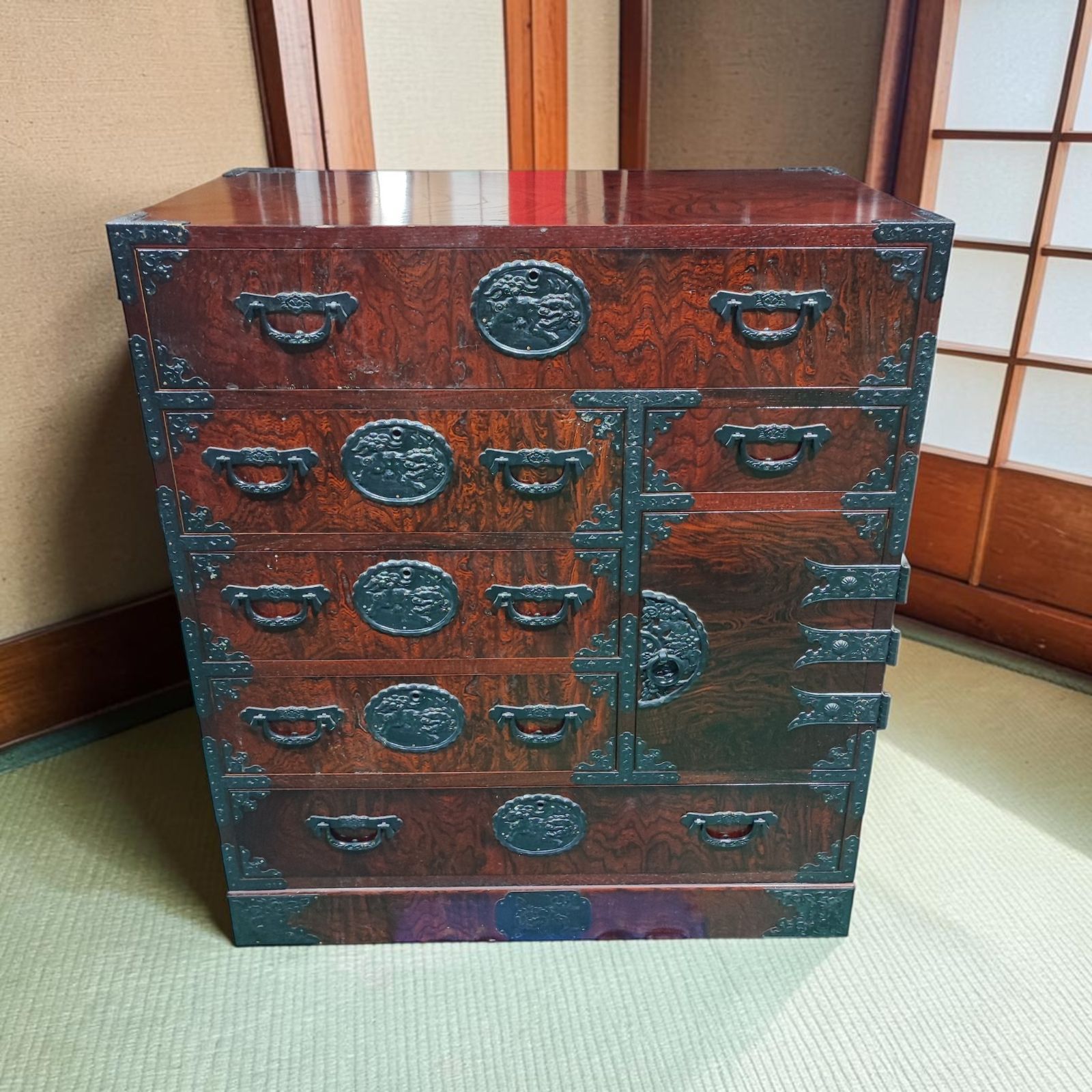 岩谷堂箪笥風 Iwayado Tansu 岩谷堂箪笥 時代箪笥 欅材 南部鉄器金具 五段抽斗 引き出し多数 【引取可】 和箪笥 収納 骨董 アンティーク家具 和室 インテリア