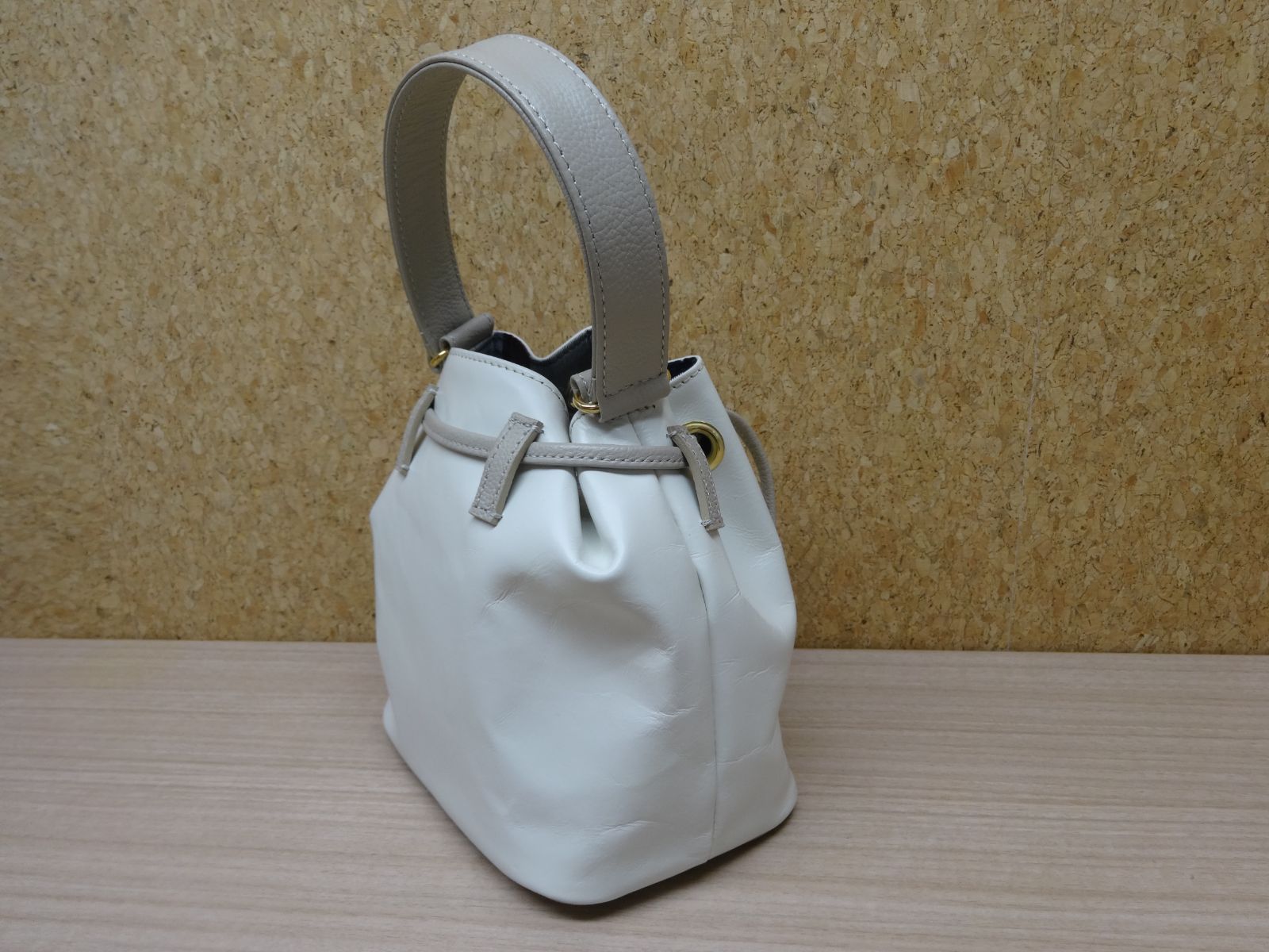 BLUE LABEL CRESTBRIDGE 巾着ショルダーバッグ 2WAY - メルカリ