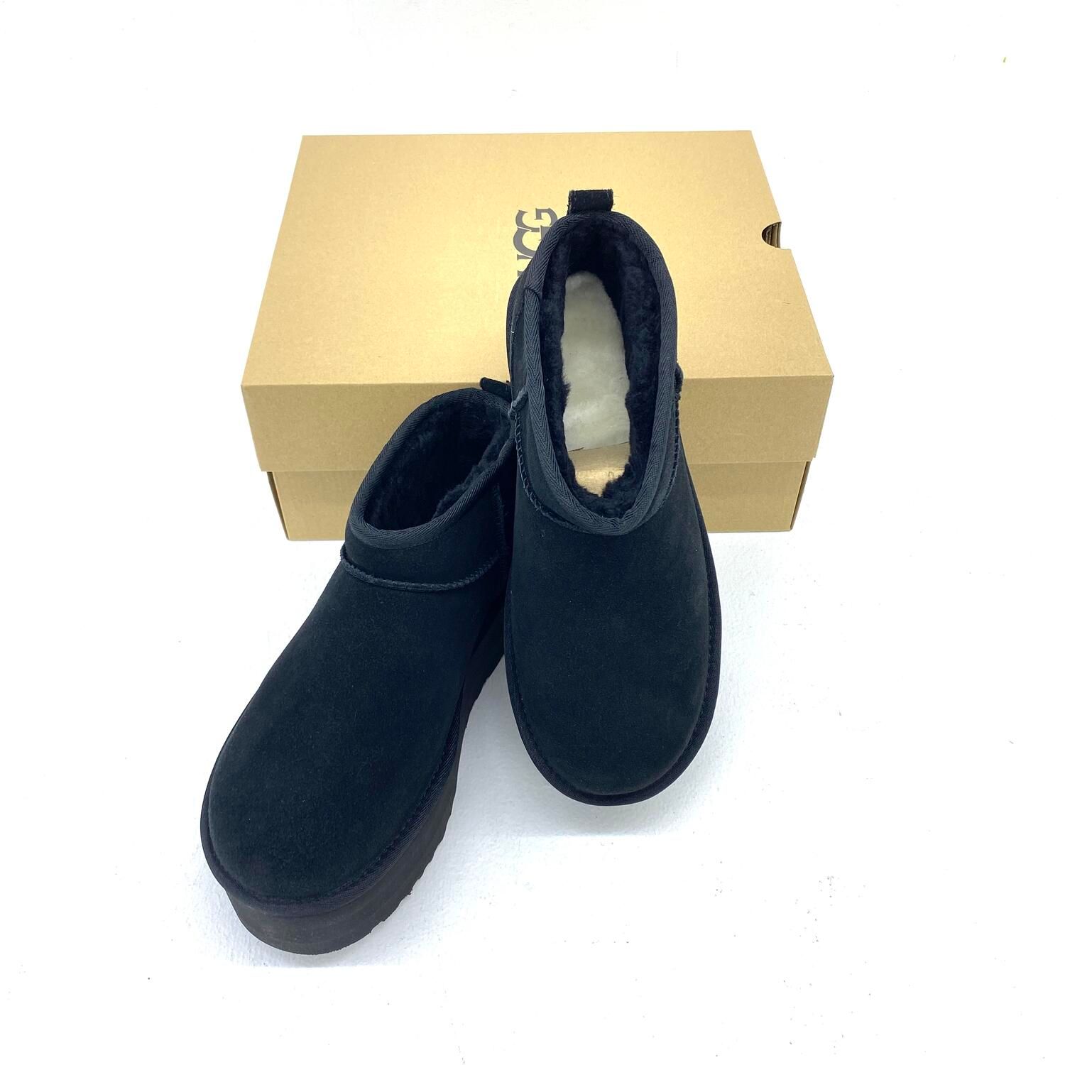 【★加古川物流】中古 1135092 UGG アグ クラシック ウルトラ ミニ プラットフォーム Classic Ultra Mini Platform 25.0cm.,【128】 7,700円