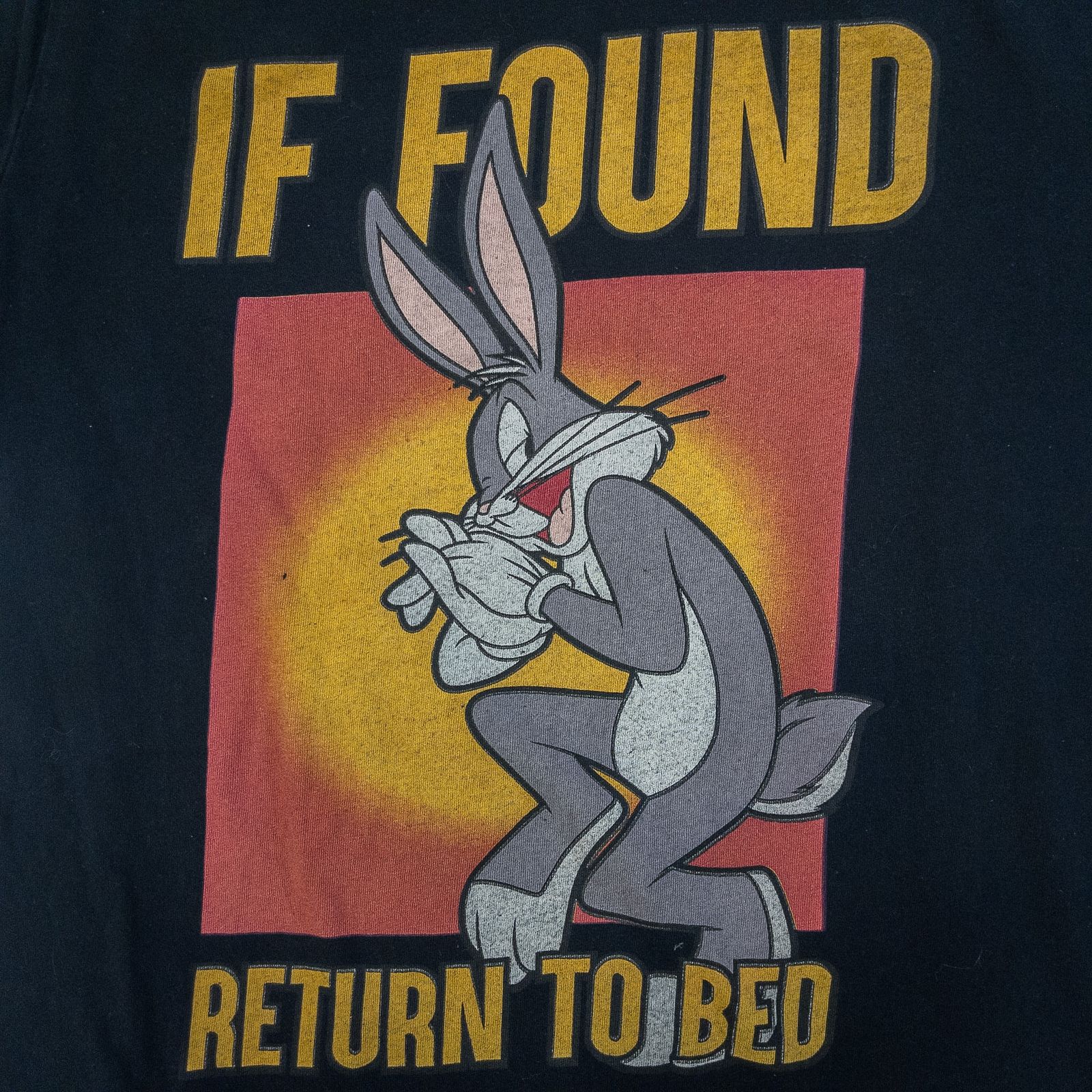 古着 00年代 LOONEY TUNES ルーニー Tシャツ バックスバニー キャラクターT ブラック メンズS 最安値 新品 90年代 LOONEY TUNES ルーニー・テューンズ Tweety トゥイーティー 半袖 シャツ キャラクター メンズ X-LARGE 中古 古着 Y0615