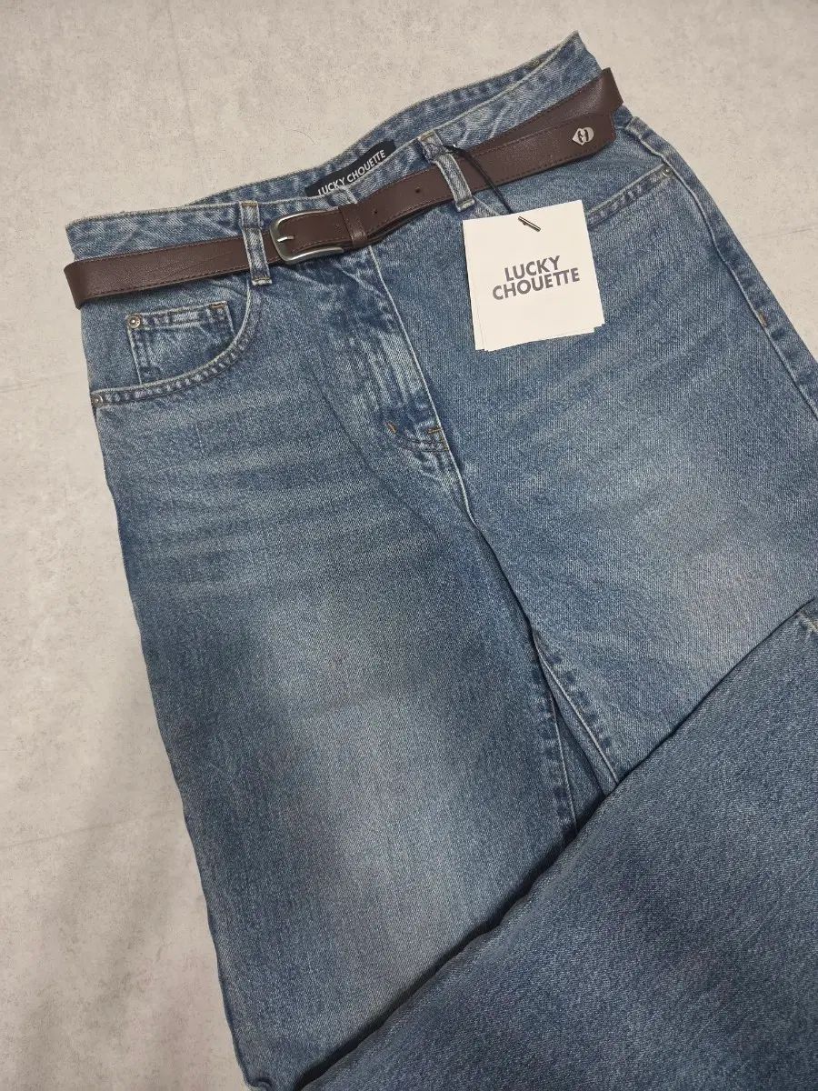 LUCKY CHOUETTE ラッキーシュエトゥ 新品服 10,136円