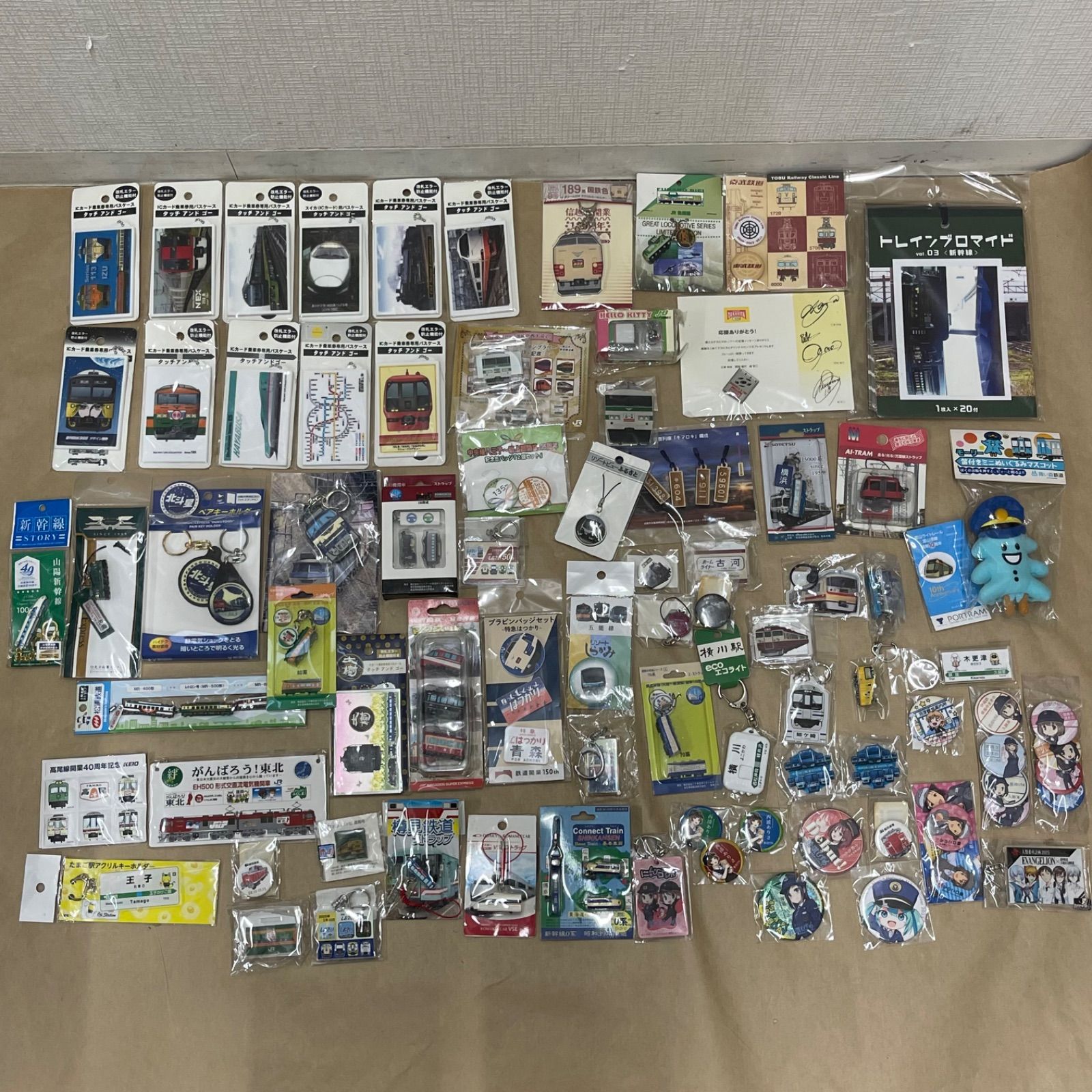 【NPA】鉄道グッズ 大量 まとめ アクスタ アクキー パスケース 缶バッジ
