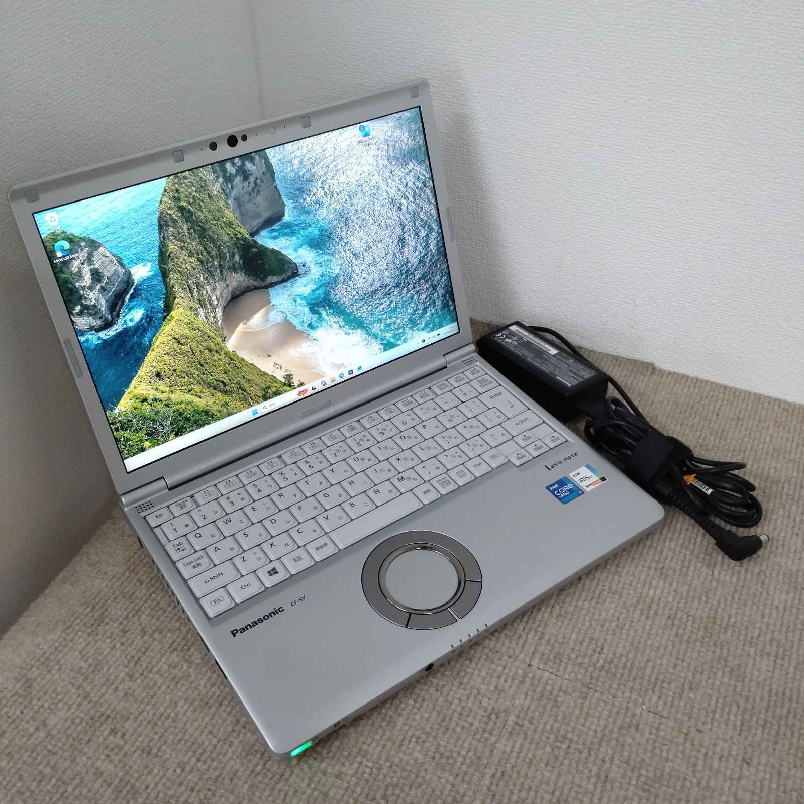 【送料無料】Panasonic CF-SV1 / I7-1185G7 / 32GBメモリ / SSD256GB / Windows11 / LTE / バッテリー良好 / 12.1型 / カメラ内蔵 / NB625