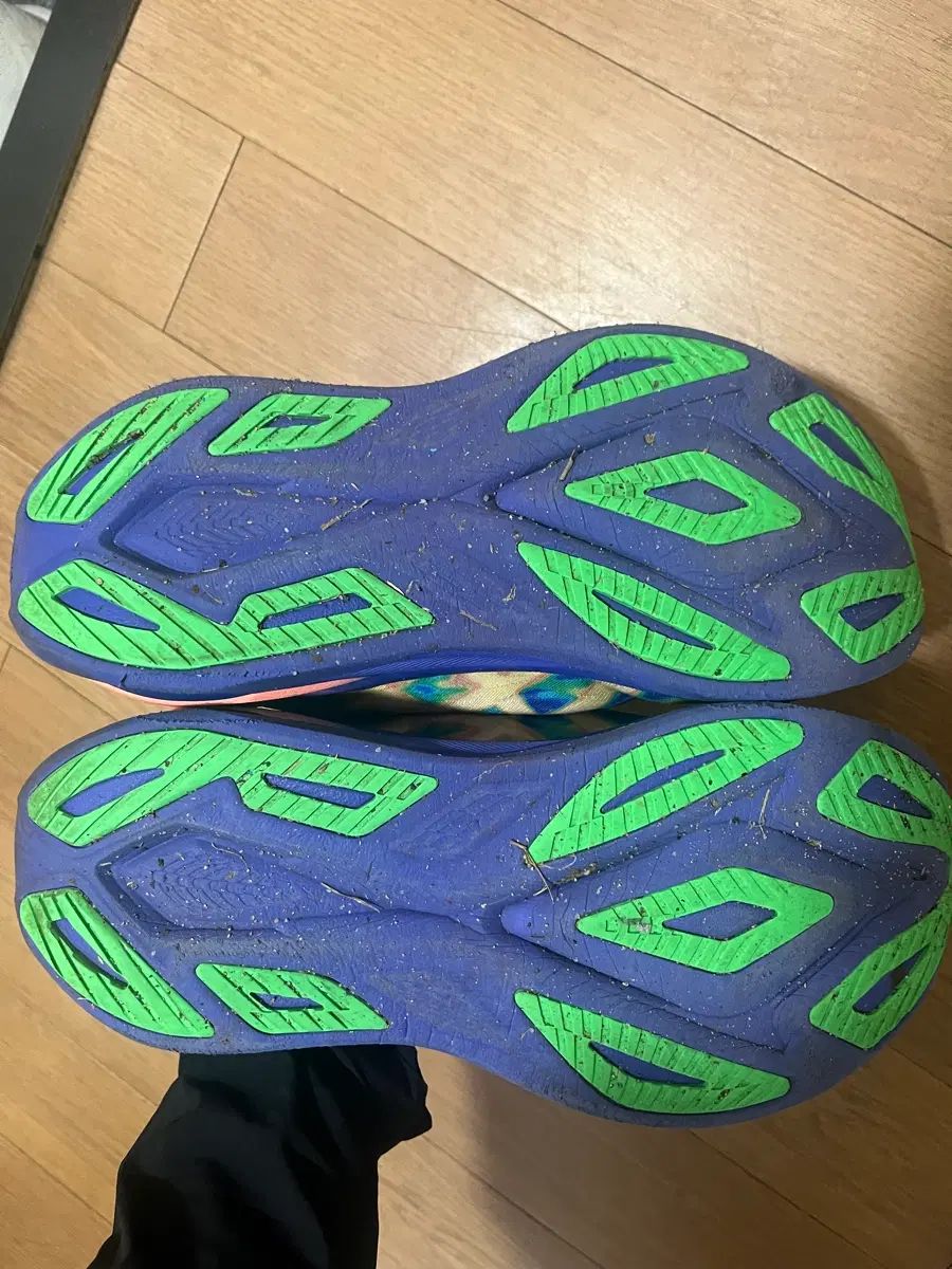アシックス SUPERBLAST 3
