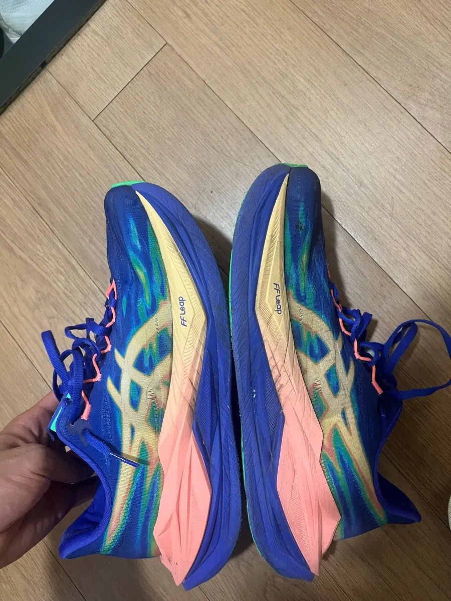 アシックス SUPERBLAST 3