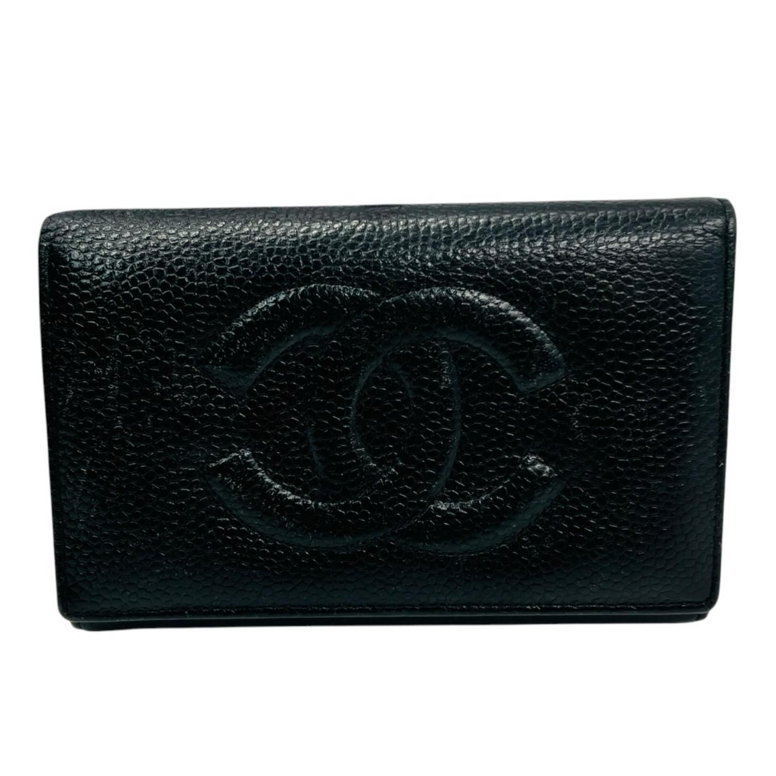 シャネル　CHANEL　ココマーク　財布　レザー二つ折り財布