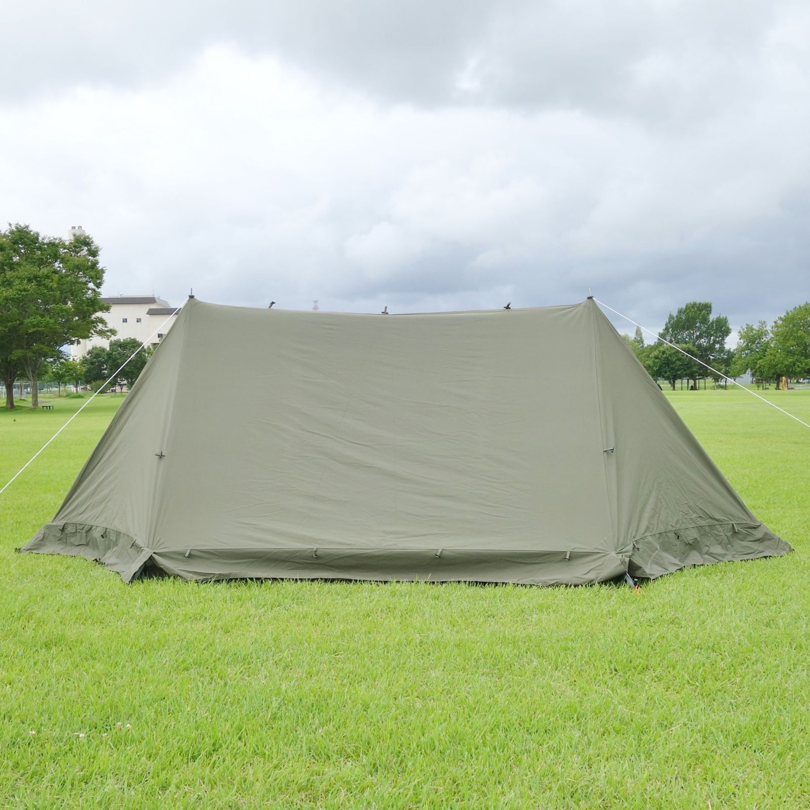 極美品 バンドック BUNDOK テント ソロベース SOLO BASE EX BDK-79EX パップテント 軍幕 キャンプ アウトドア カーキグリーン