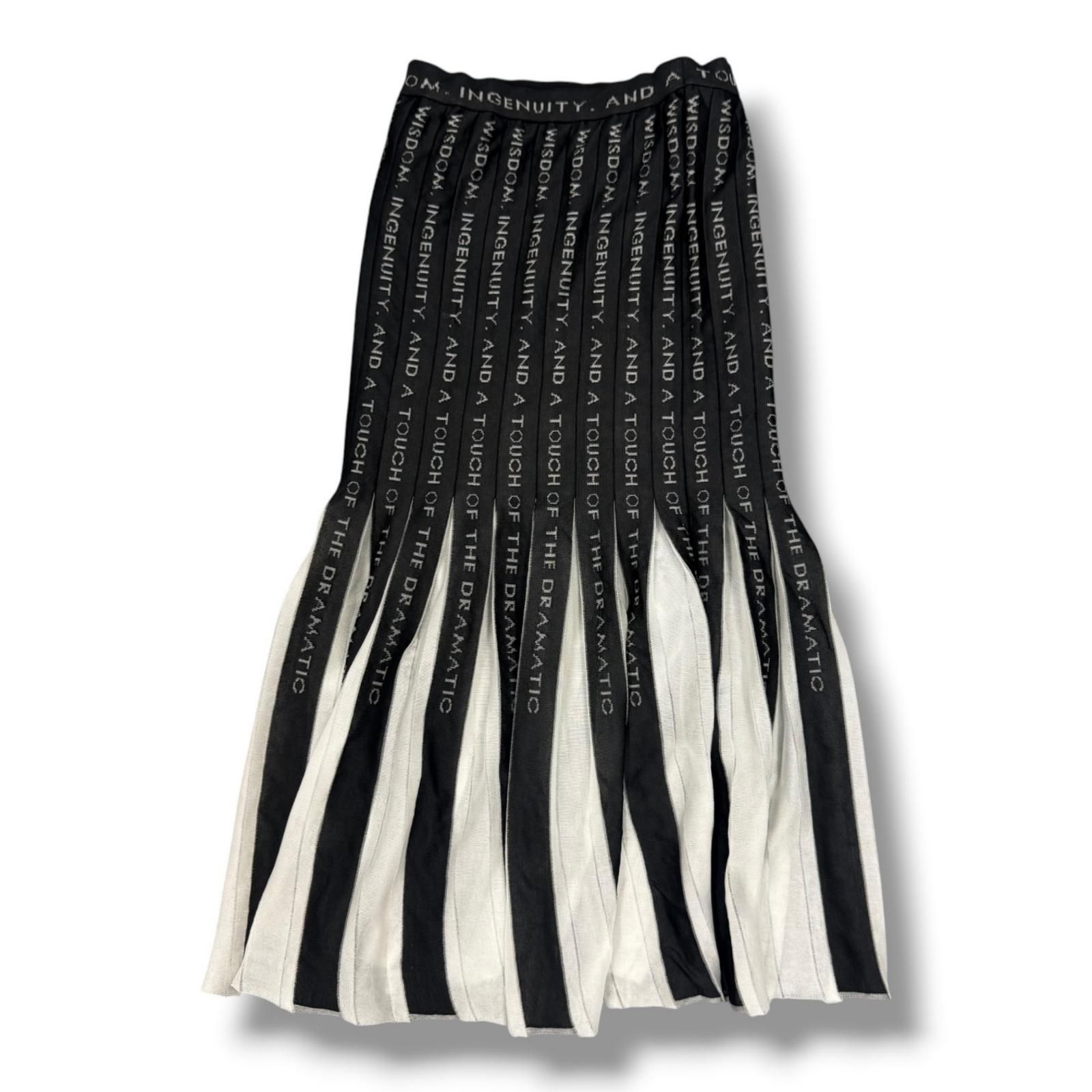 参考上代49500円 未使用 TAN jacquard Knit Skirt ジャガード ニット スカート タン TN24SS015 ブラック F （2995MG） 7,448円