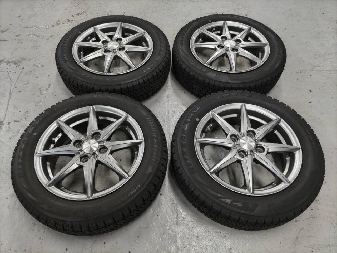 TH1008☆送料込み！☆ 冬タイヤホイール4本セット☆ﾌﾞﾘｼﾞｽﾄﾝ　BLIZZAK 155/65R14 21,000円