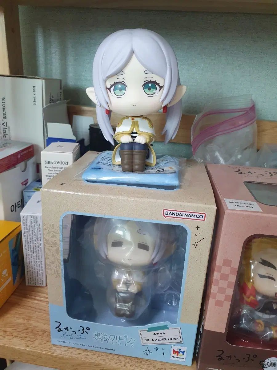 フリーレン Look UP 2種 旅行日記 フィギュア 2種 まとめ 出品