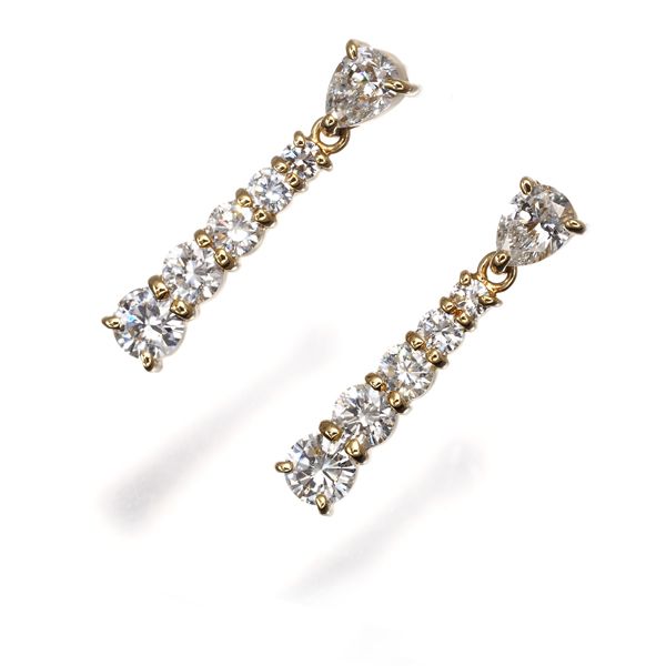 ダイヤ ダイヤモンド 0.51ct/0.51ct ペアシェイプ 2種カット 揺れる ピアス K18YG #199533 44,880円