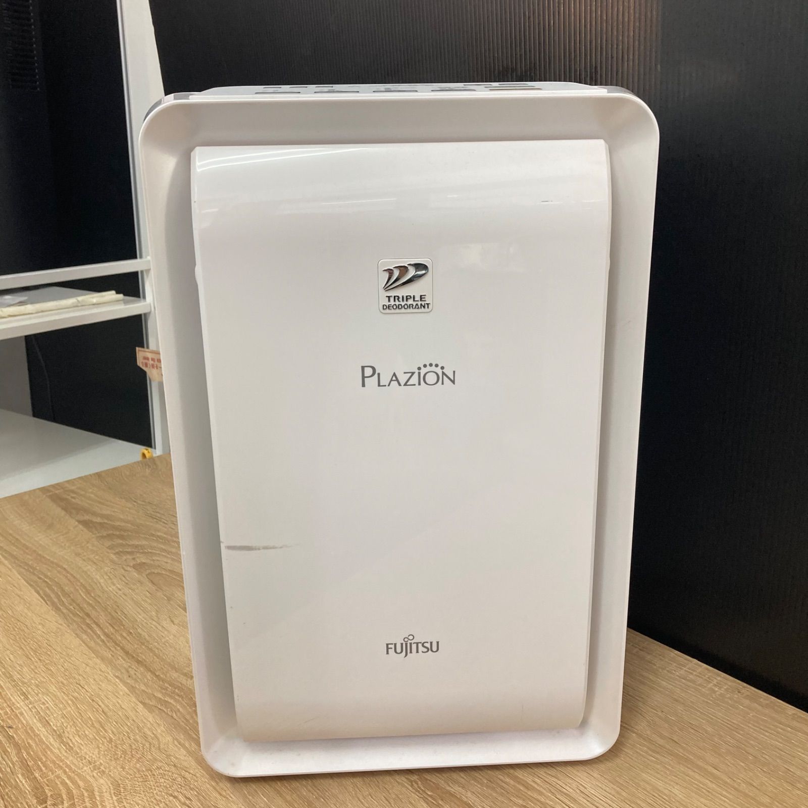 ?361【注目】FUJITSU フジツウ 空気洗浄機 脱臭機 2020年製 ホワイト