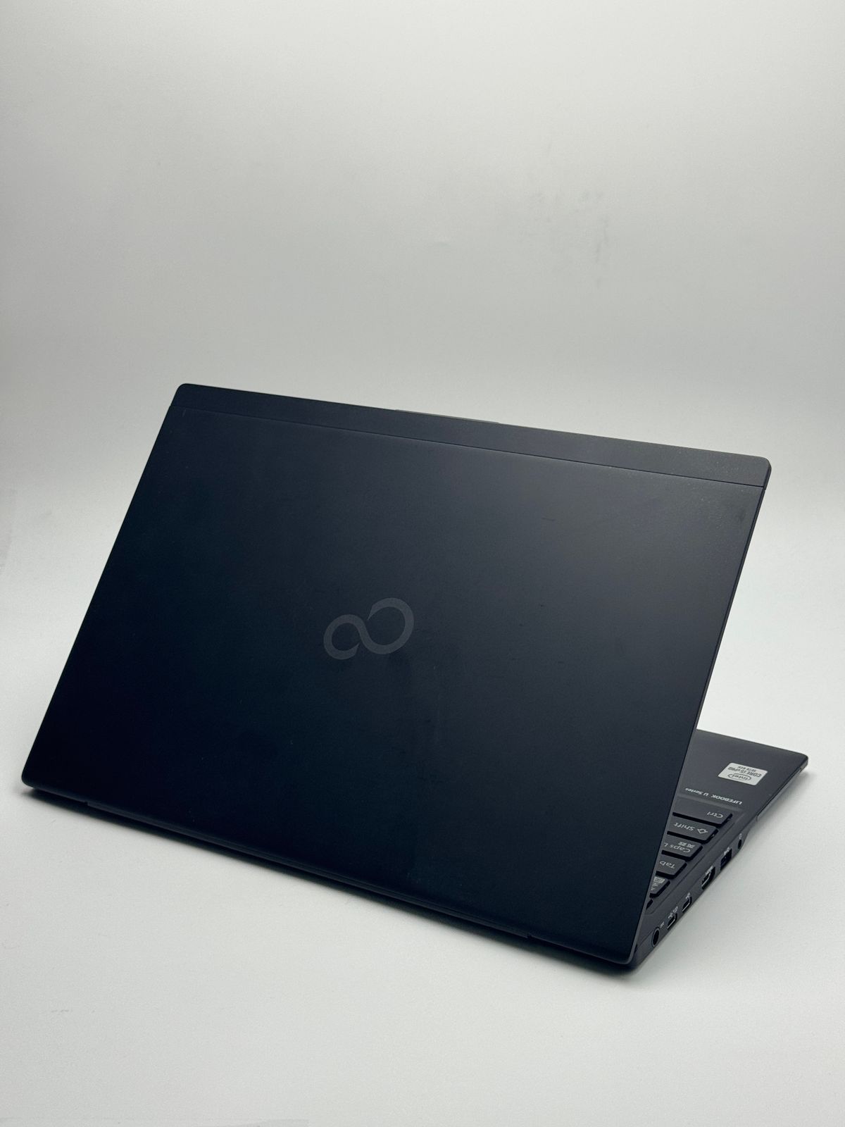 【Core i5-10世代】 富士通 U9310第10世代Core i5-10310U ★SSD256GB＆メモリ8GB Windows11 pro ノートパソコン Office付