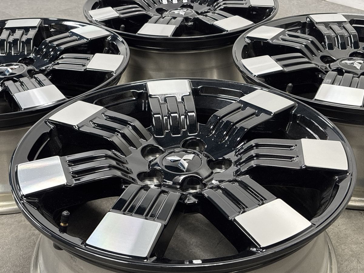 新車外し品】ミツビシ デリカD5 Pグレード 純正 18in 7J +38 PCD114.3