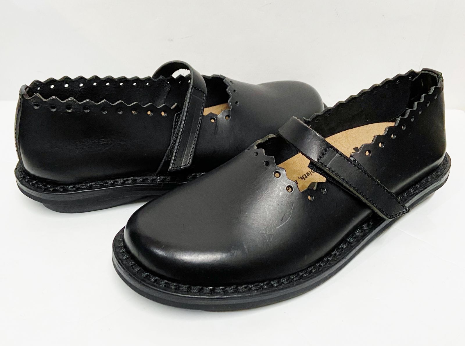 trippen｜トリッペン Harriet ハリエット レザー ストラップシューズ 靴