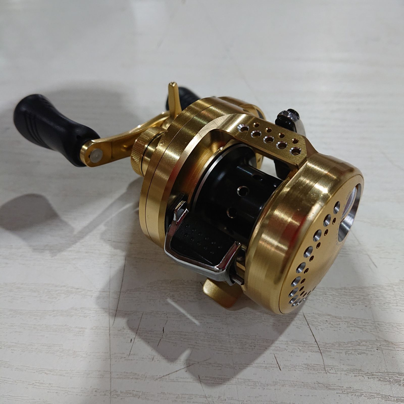 SHIMANO シマノ 15 カルカッタコンクエスト 101HG 03438