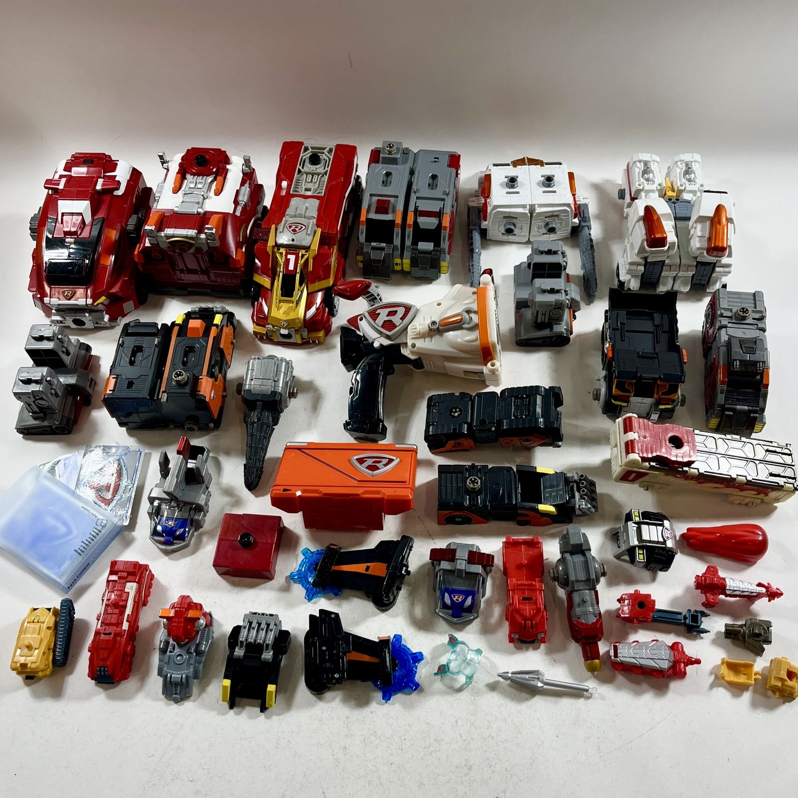 ★ トミカヒーロー レスキューフォース レスキューファイアー グッズ 大量 まとめ商品 パーツ おもちゃ ジャンク品 4.5kg