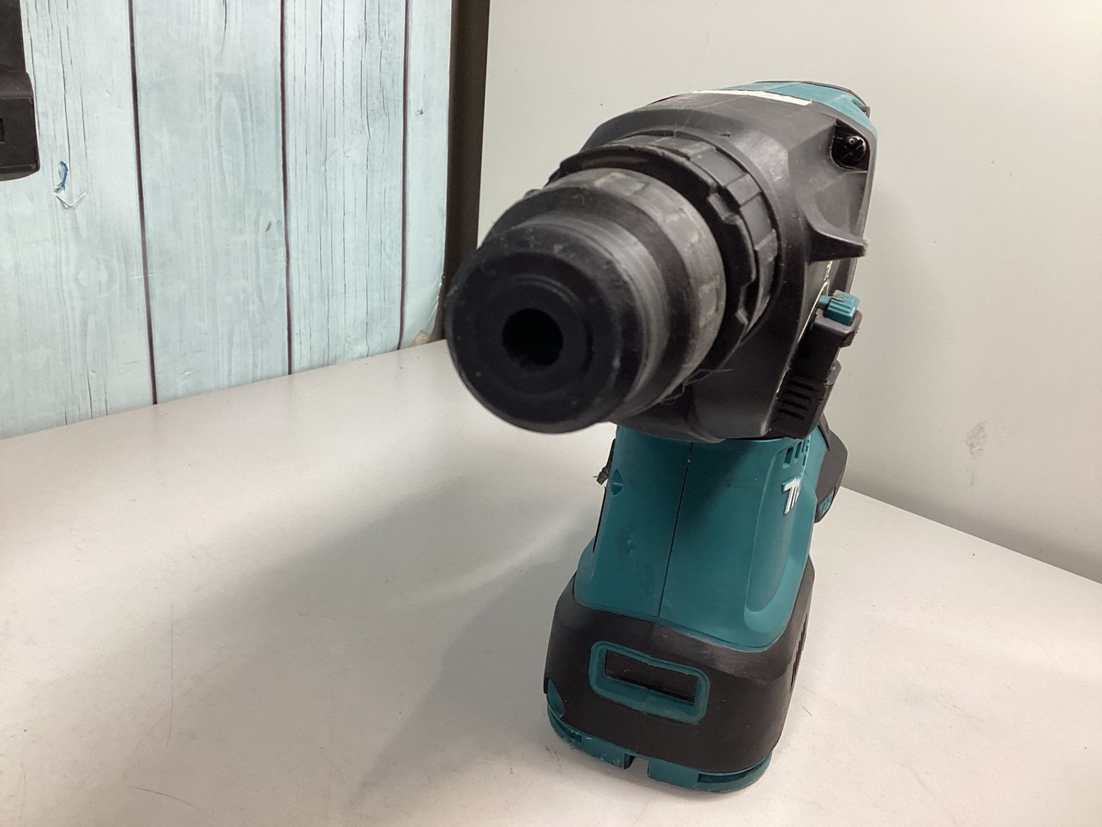 【中古】 マキタ(makita) コードレスハンマドリル HR244DZ 集塵システムDX01セット アクトツール広島