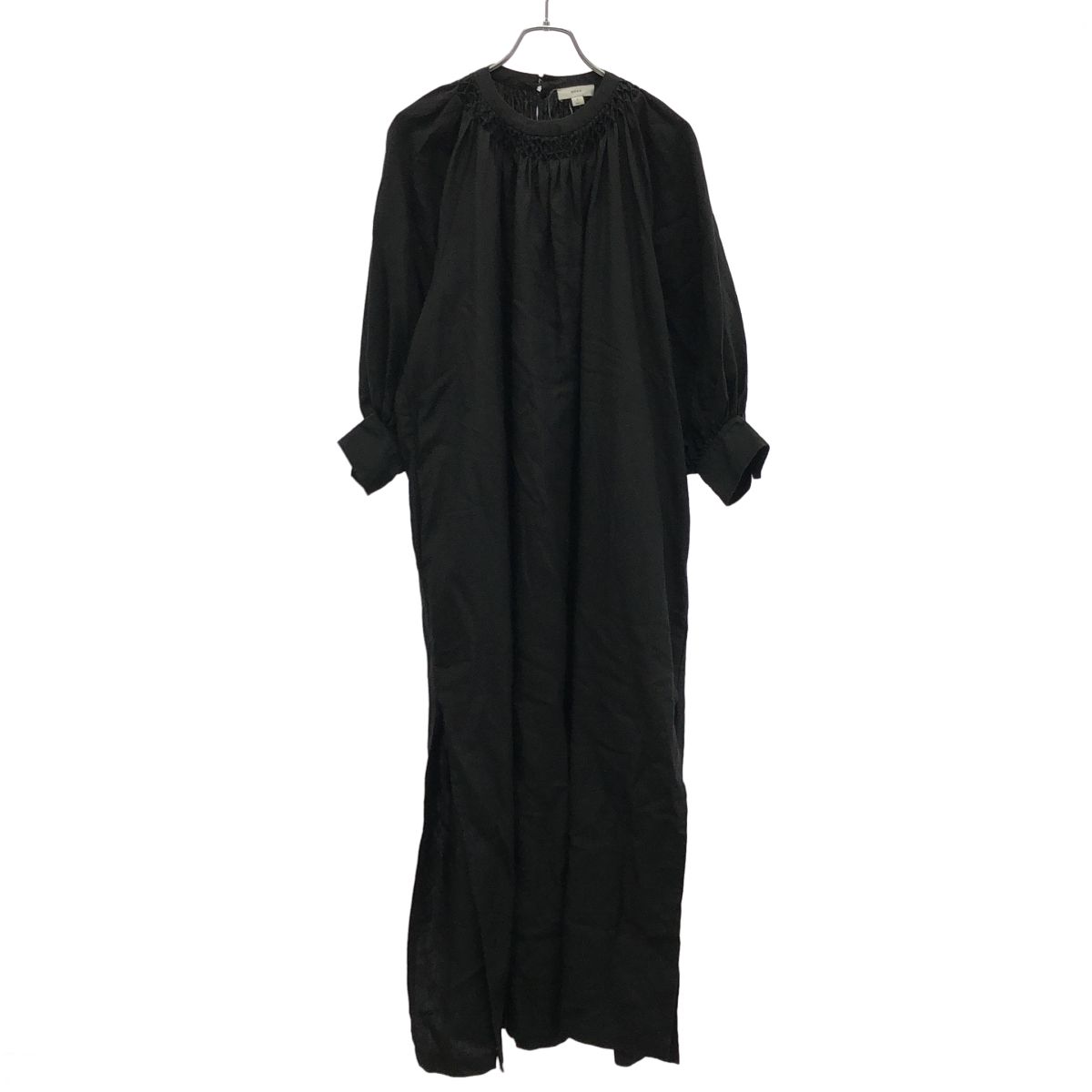 HYKE ハイク 23SS LINEN SMOCKED MAXI DRESS ギャザーネックリネンワンピース 231-16162 ブラック 1