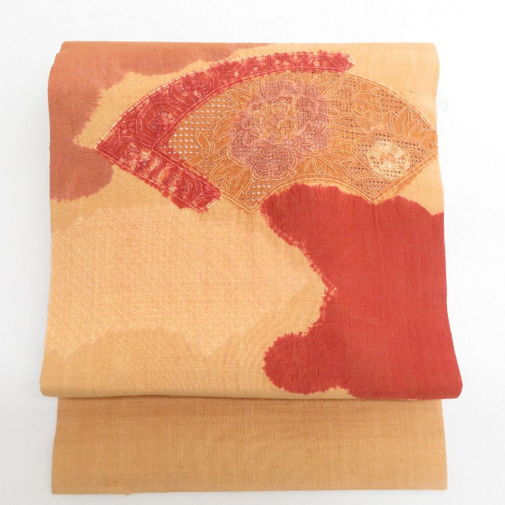 名古屋帯 スワトー刺繍 お太鼓柄 黄色ｘエンジ色ｘ茶色 地紙文 紬地 正絹 カジュアル 仕立て上がり 長さ357cm 8,338円