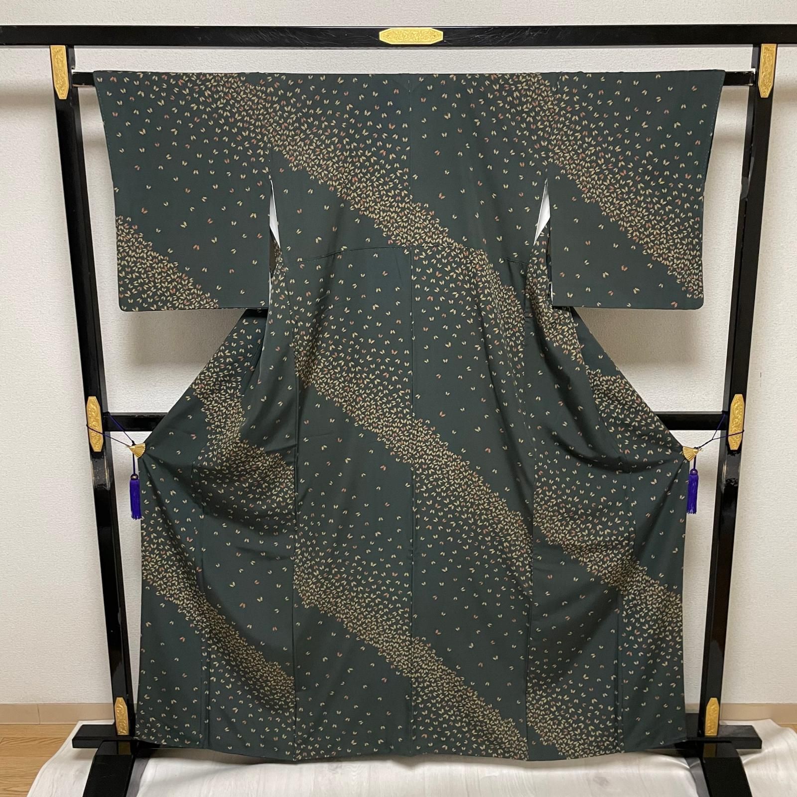 小紋 ちりめん 蝶 細かな染め 着物 正絹 X-8377