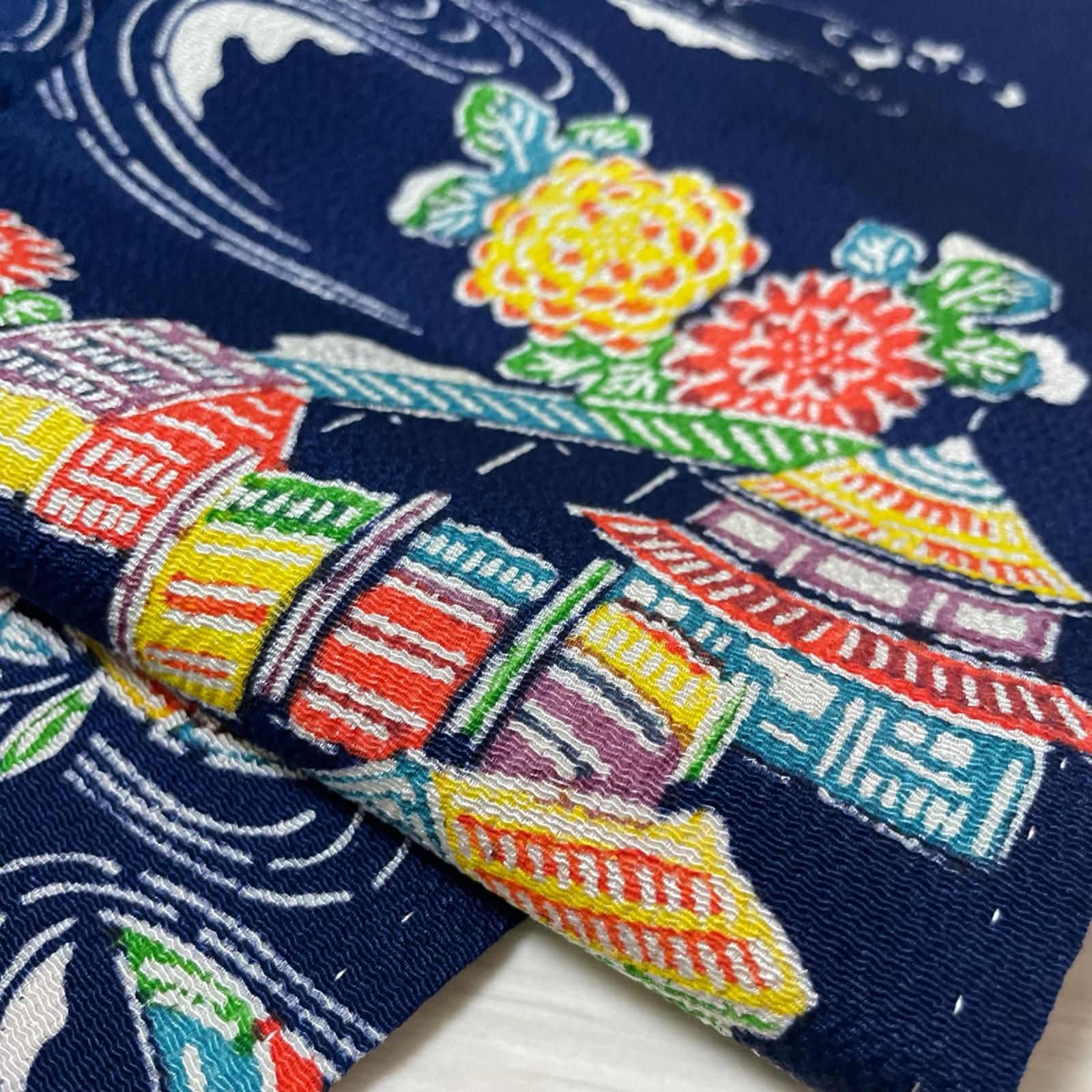 小紋 ちりめん 型染め 流水に花模様 風景 着物 正絹 X-8390