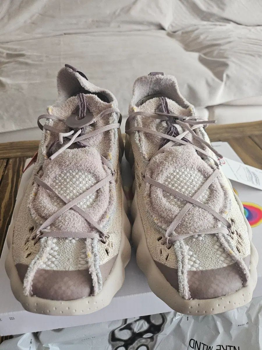 新品)) NIKE マイン 002 フォッシル ストーン プラム（PLUM）イクリップ 265