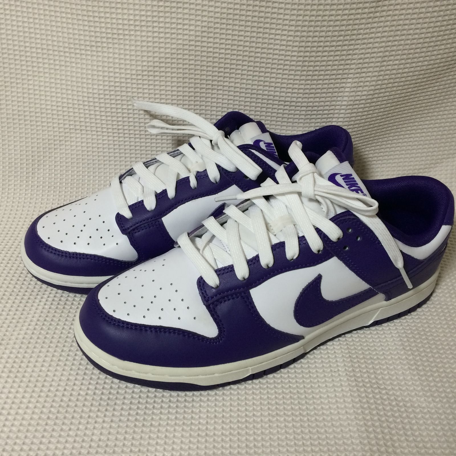 F033　未使用品　美品　NIKE　ナイキ ダンク ロー レトロ “チャンピオンシップ コートパープル”　DD1391-104　28cm　ホワイト　パープル　