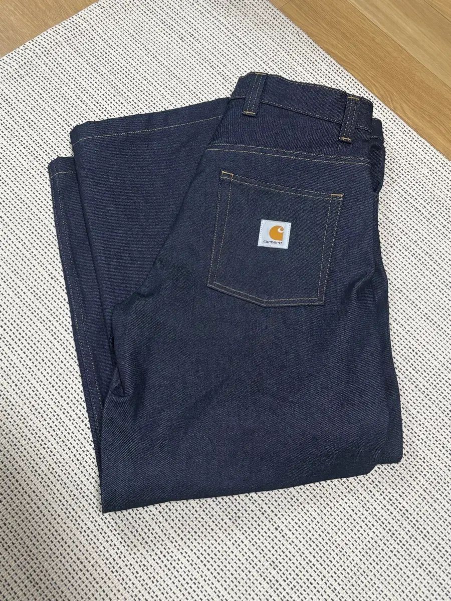 Carhartt カーハート ブランド ノンウォッシュデニム パンツ 出品