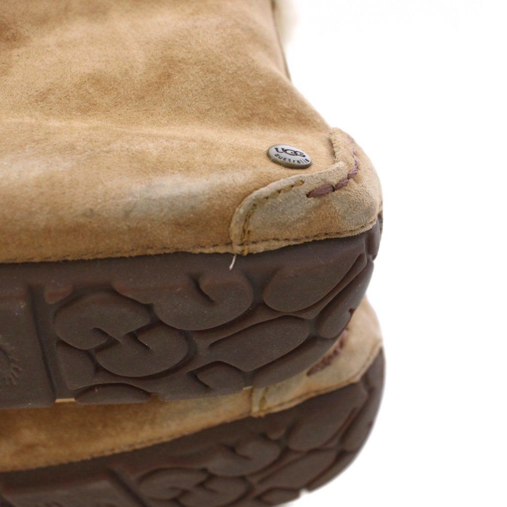 未使用UGG アグ　ベージュ スエード モカシン　ムートン アグ オーストラリア UGG australia アレーナ Alena モカシン ムートン