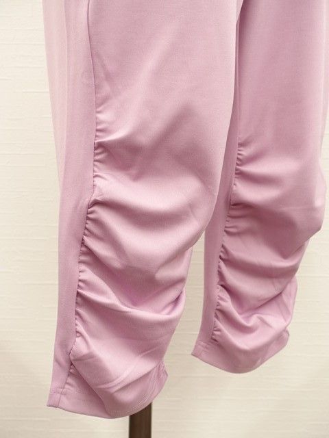 https://assets.mercari-shops-static.com/-/large/plain/2JWJe2LYaFNGMhMPsdGsmk.jpg@jpg