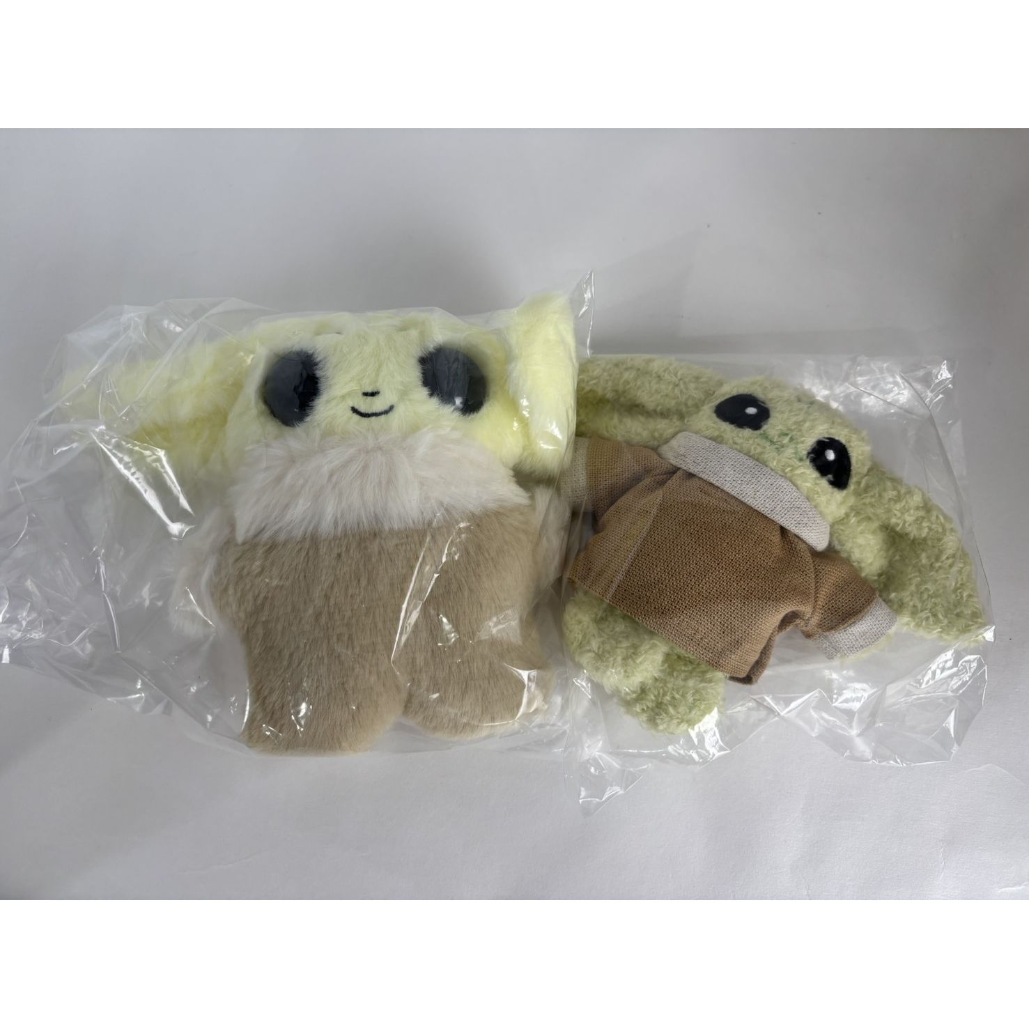 新品・2個セット】グローグー ふわふわマスコットポーチ＆チャーム