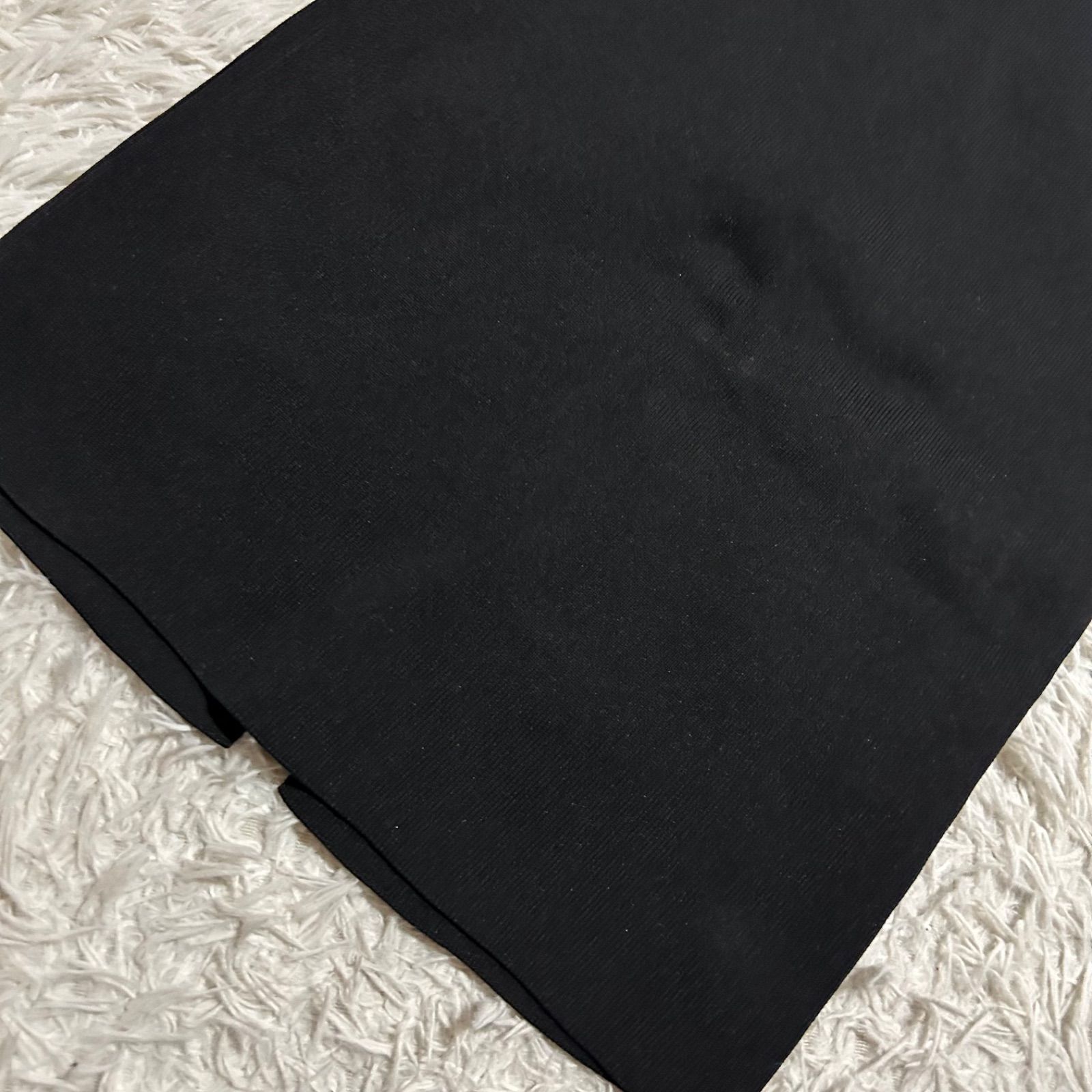 https://assets.mercari-shops-static.com/-/large/plain/2JWJmQL7fZSNoeduXCQX96.jpg@jpg