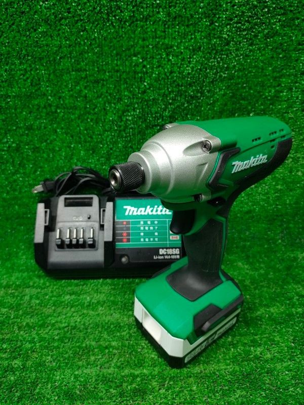 ◎Makitaマキタ 充電式インパクトドライバー M695DS バッテリ、充電器付 内部オーバーホール済み、動作確認済み
