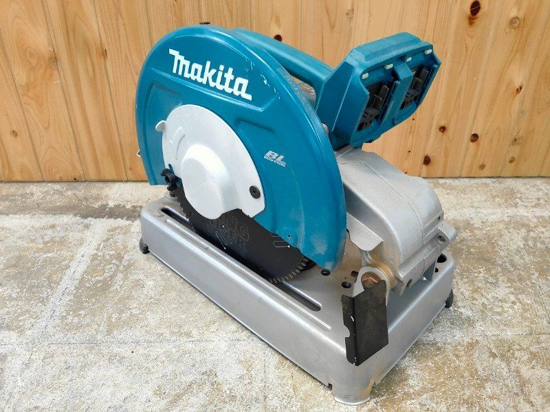 ☆マキタ(Makita) 355mm充電式切断機(本体のみ) LW141DZ　動作確認済み