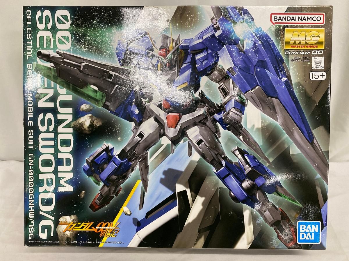 【未開封】MG 機動戦士ガンダム00V戦記 ダブルオーガンダムセブンソード/G 1/100スケール 色分け済みプラモデル