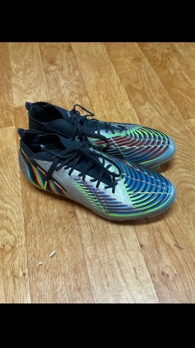 アディダス サッカーシューズ 在庫処分 (265) *投稿説明文確認*
