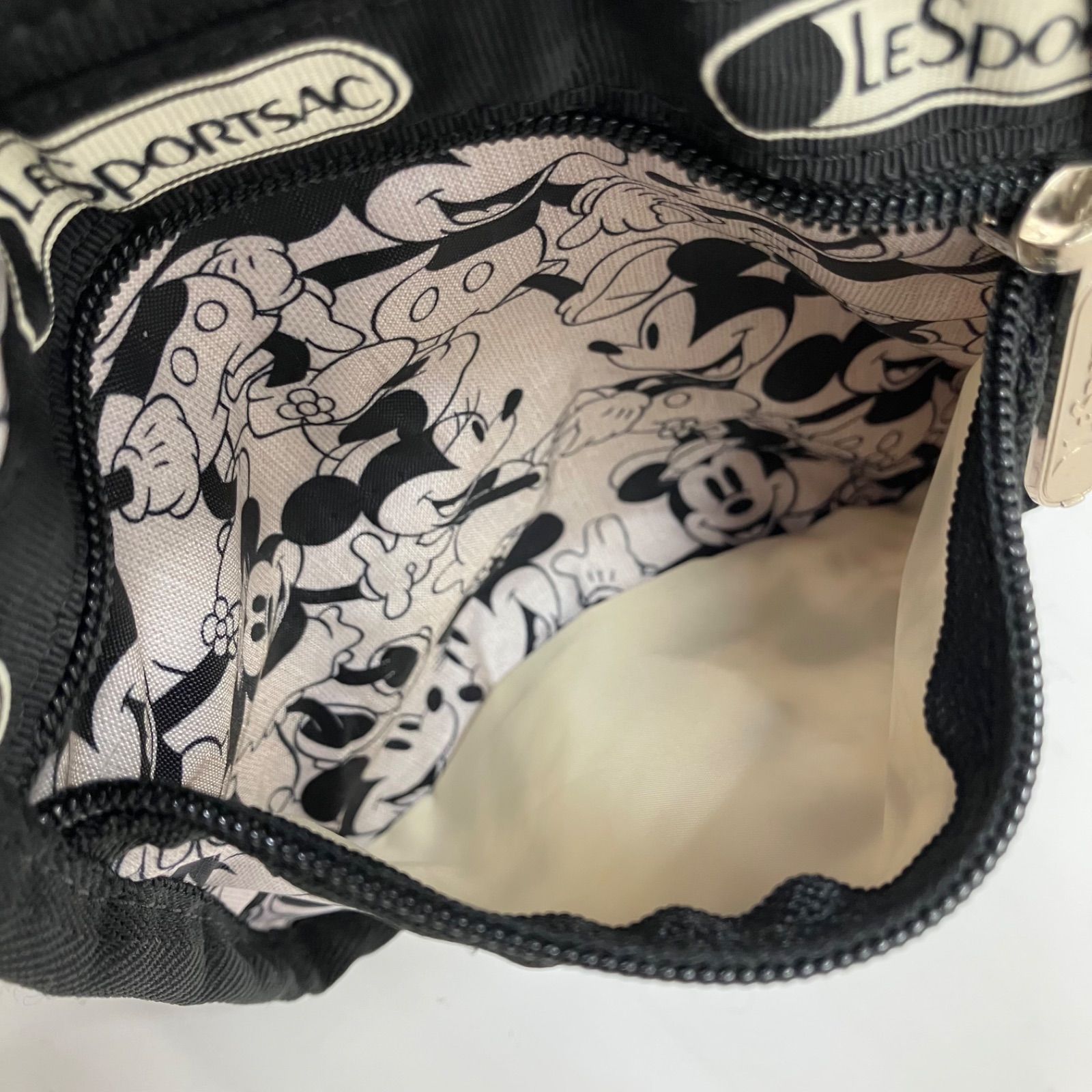 8232 【良品】 LeSportsac レスポートサック ディズニー DISNEY コラボ