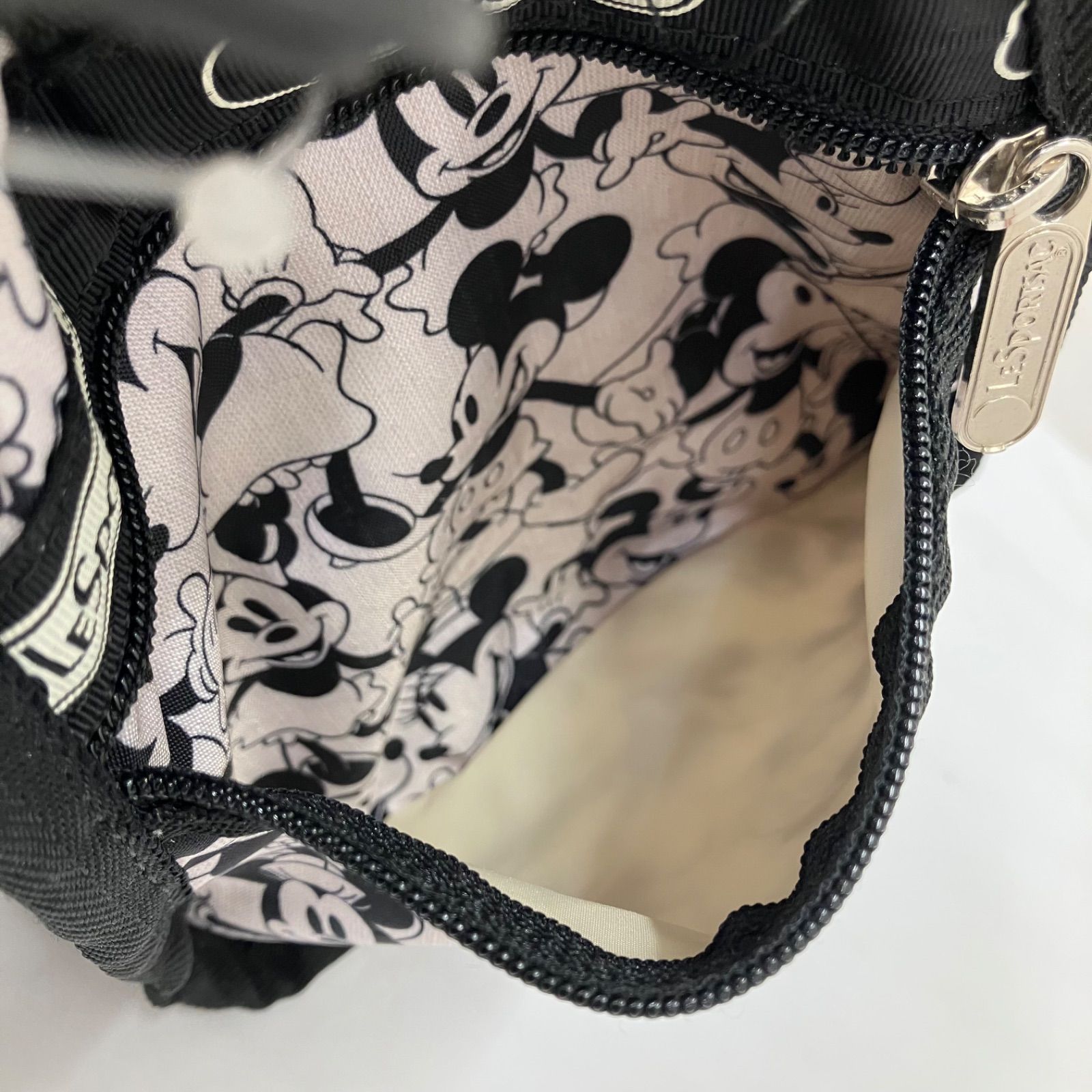 LeSportsac ディズニー ミッキー ボストンバッグ ポーチ付き ブラック 8232 【良品】 LeSportsac レスポートサック ディズニー DISNEY コラボ