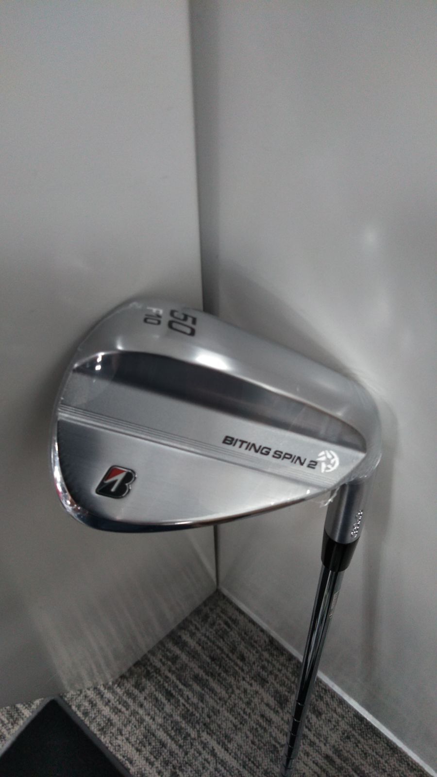 Wg浦安【新品未使用品　2026/09/04発売】ブリヂストンゴルフ BITING SPIN 2 50/F10 右用 MODUS3 TOUR105 フレックスS 2026年モデル 日本正規品（浦安店）