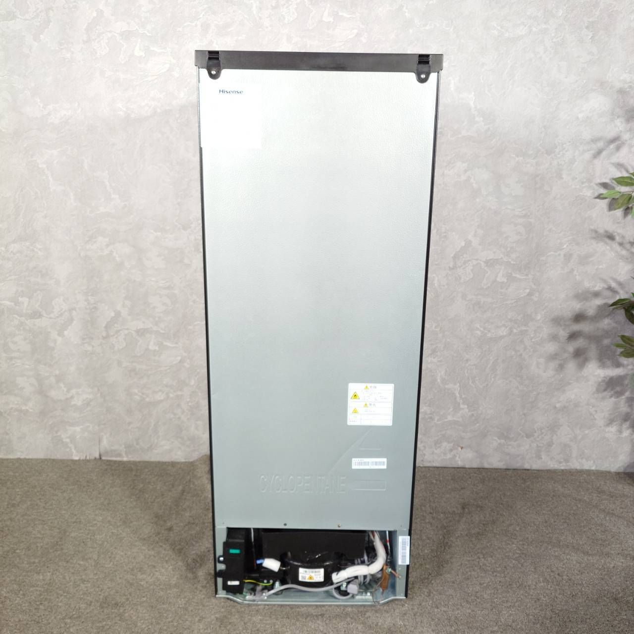 2022年製】 Hisense ハイセンス 冷凍冷蔵庫 HR-G16E2NA 162L - メルカリ