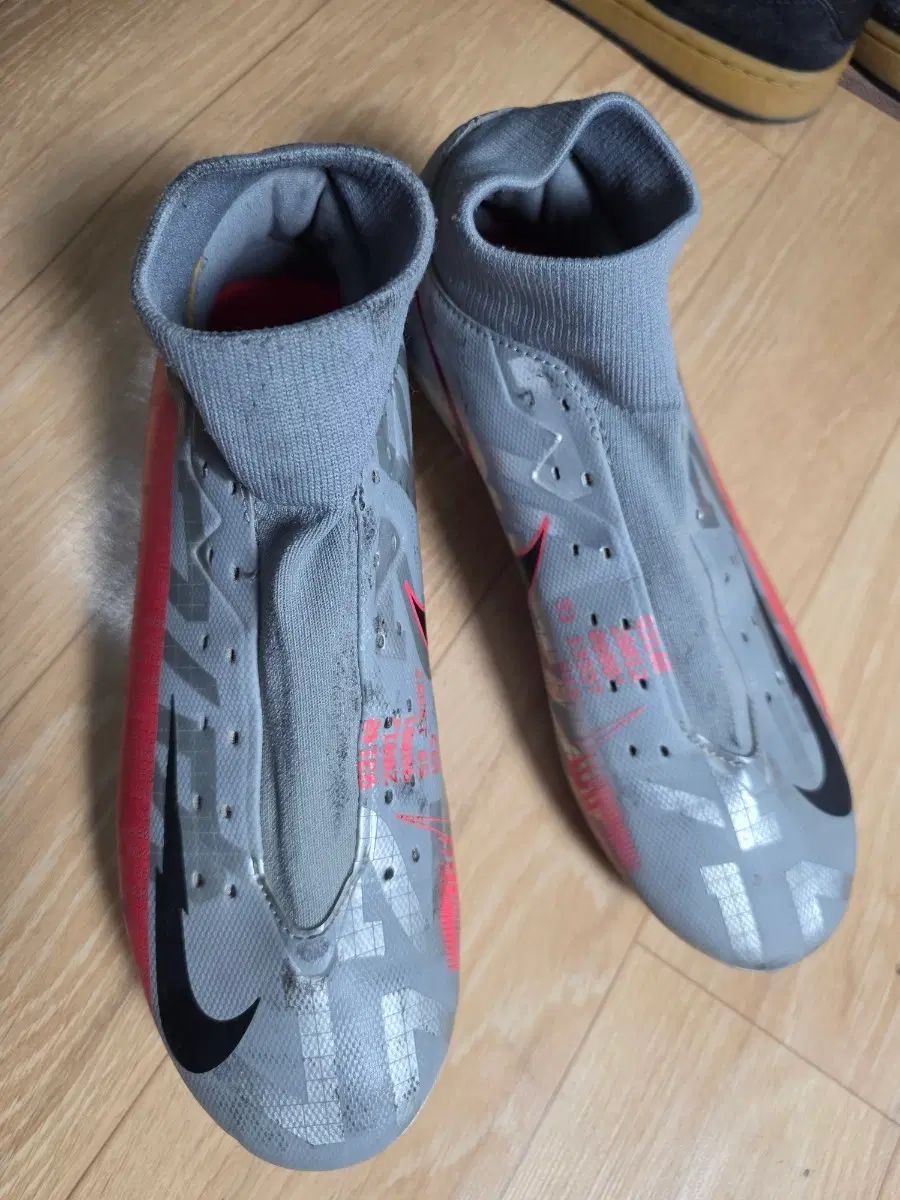260 NIKE ナイキ FANTOM GT2 サッカーシューズ 状態良し
